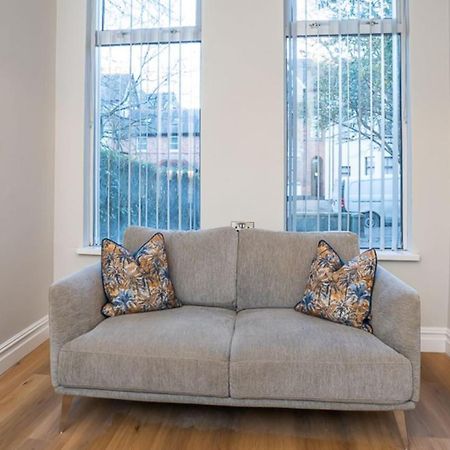 Modern 2 Bdr Apartment At Queens By Belfast City Breaks المظهر الخارجي الصورة