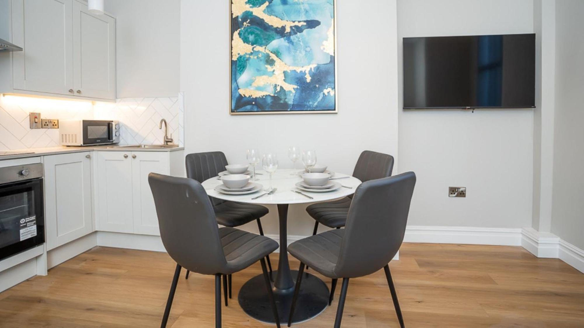 Modern 2 Bdr Apartment At Queens By Belfast City Breaks المظهر الخارجي الصورة